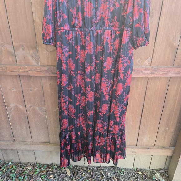 Lane Bryant Romantic Red Floral Maxi Dress, Size 24 - Picture 6 of 15